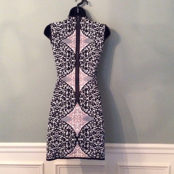 BCBGMAXAZRIA DRESS - Picture 2 of 4